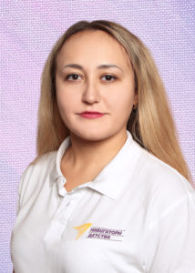 Королева Алина Борисовна.
